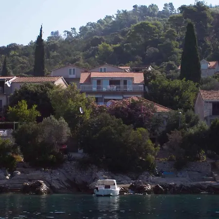 아파트 2 브르나