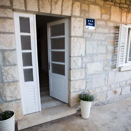 Jozica In - Insel Korcula 6371 * Brna