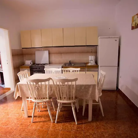 2 아파트 브르나