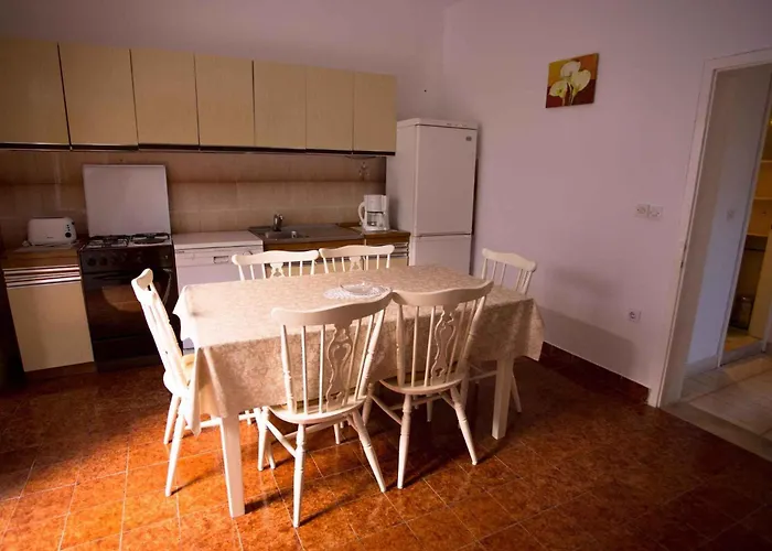 Jozica In - Insel Korcula 6371 *