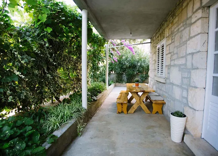 Jozica In - Insel Korcula 6371 *