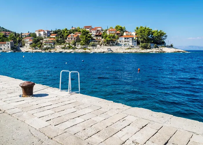 Jozica In - Insel Korcula 6371 * Brna